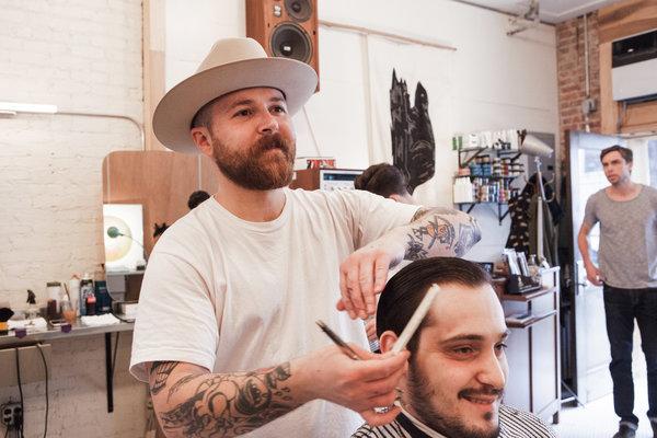 HOW IMPORTANT IS HAIR STYLING AND GROOMING IN FASHION